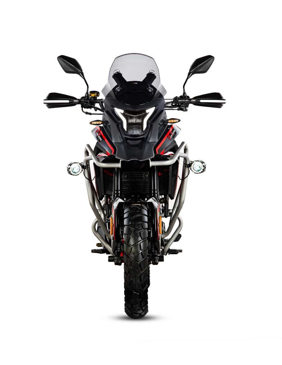 Motocicleta urbana Gran Turismo 300 2026 11